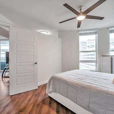 Luxury Apt 3 Mins To Dt Tampa -Pool-Gym-Balcony Bagian luar foto