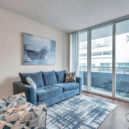 Luxury Apt 3 Mins To Dt Tampa -Pool-Gym-Balcony Bagian luar foto