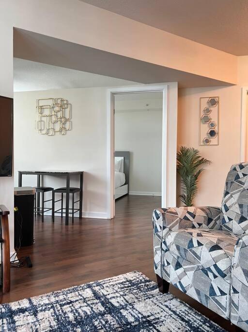 Luxury Apt 3 Mins To Dt Tampa -Pool-Gym-Balcony Bagian luar foto